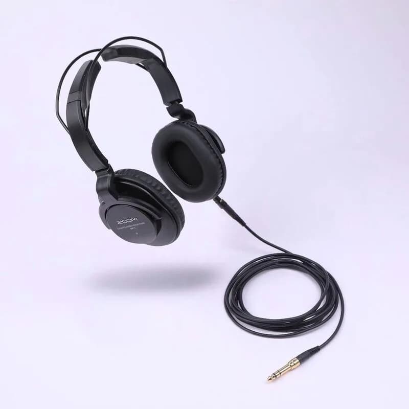 Zoom ZDM-1 Podcast Microphone Pack 3