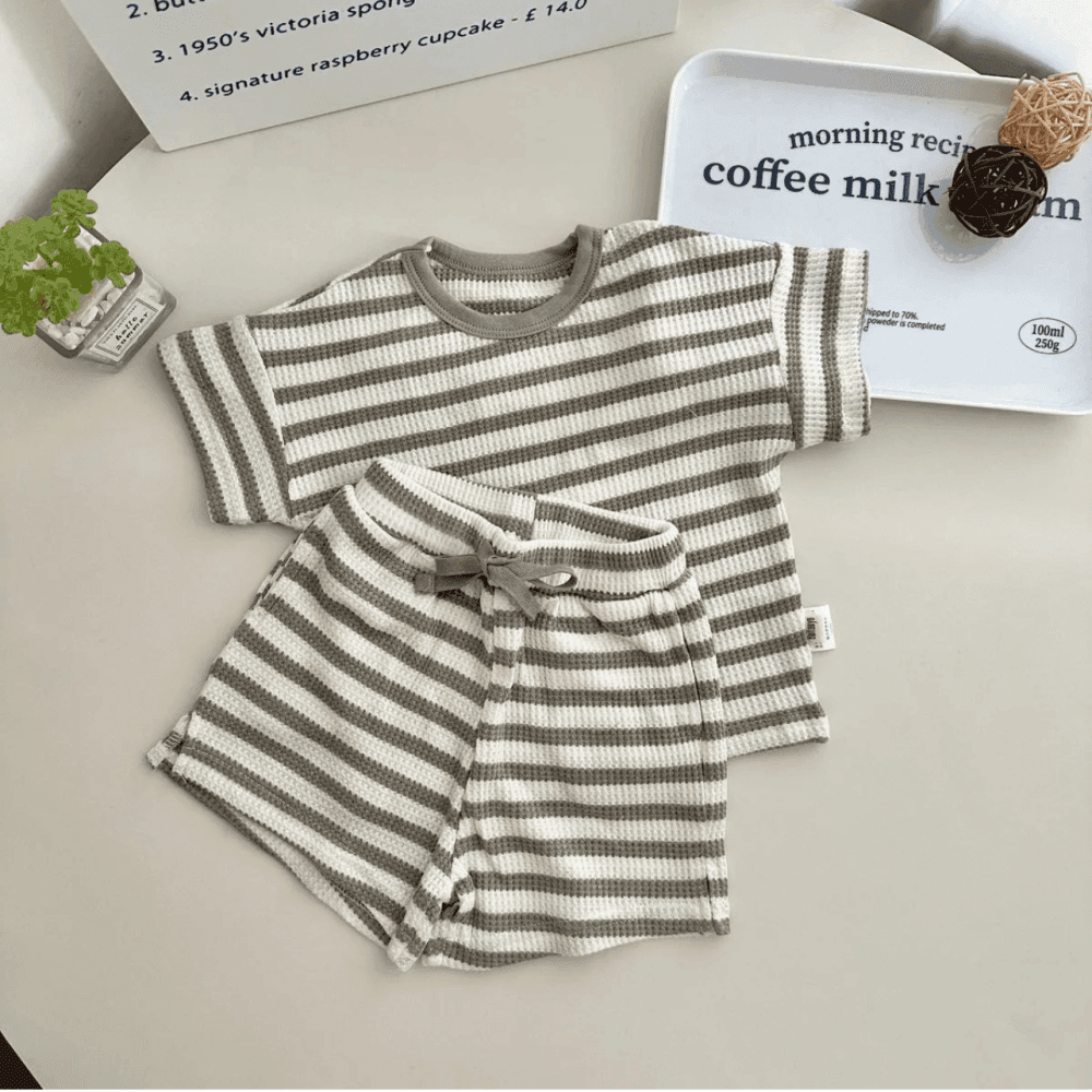 Casual Stripe Waffler Short sleeve T shirt Shorts Two piece Set 4
