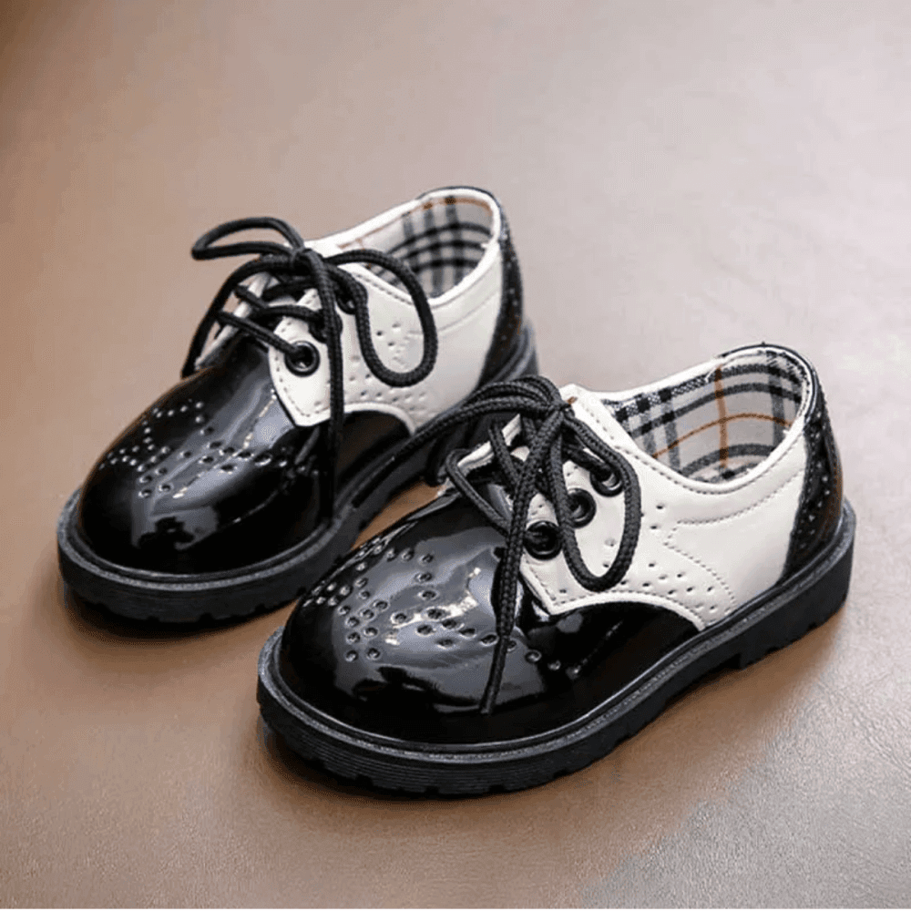 Round Toe Slip On PU Leather Shots 3